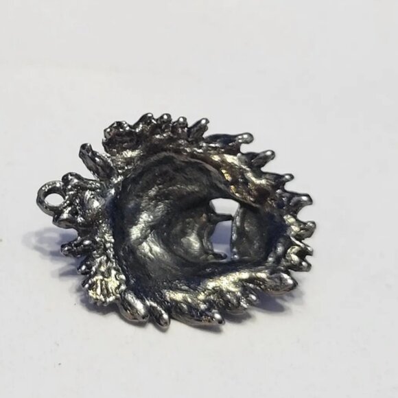 Vintage Silver Tone Metal Lion Head Pendant - Picture 5 of 5